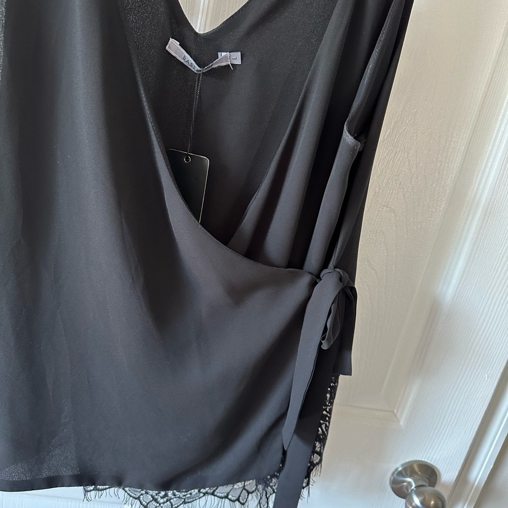 Dresses size L shorts size 12 - Picture 10 of 16